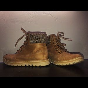 Cliff boots by White Mountain